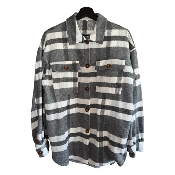 Jackets & Blazers - Womens Shacket Grey White Plaid Oversized Button Up Shirt Jacket Size L Gorpcore